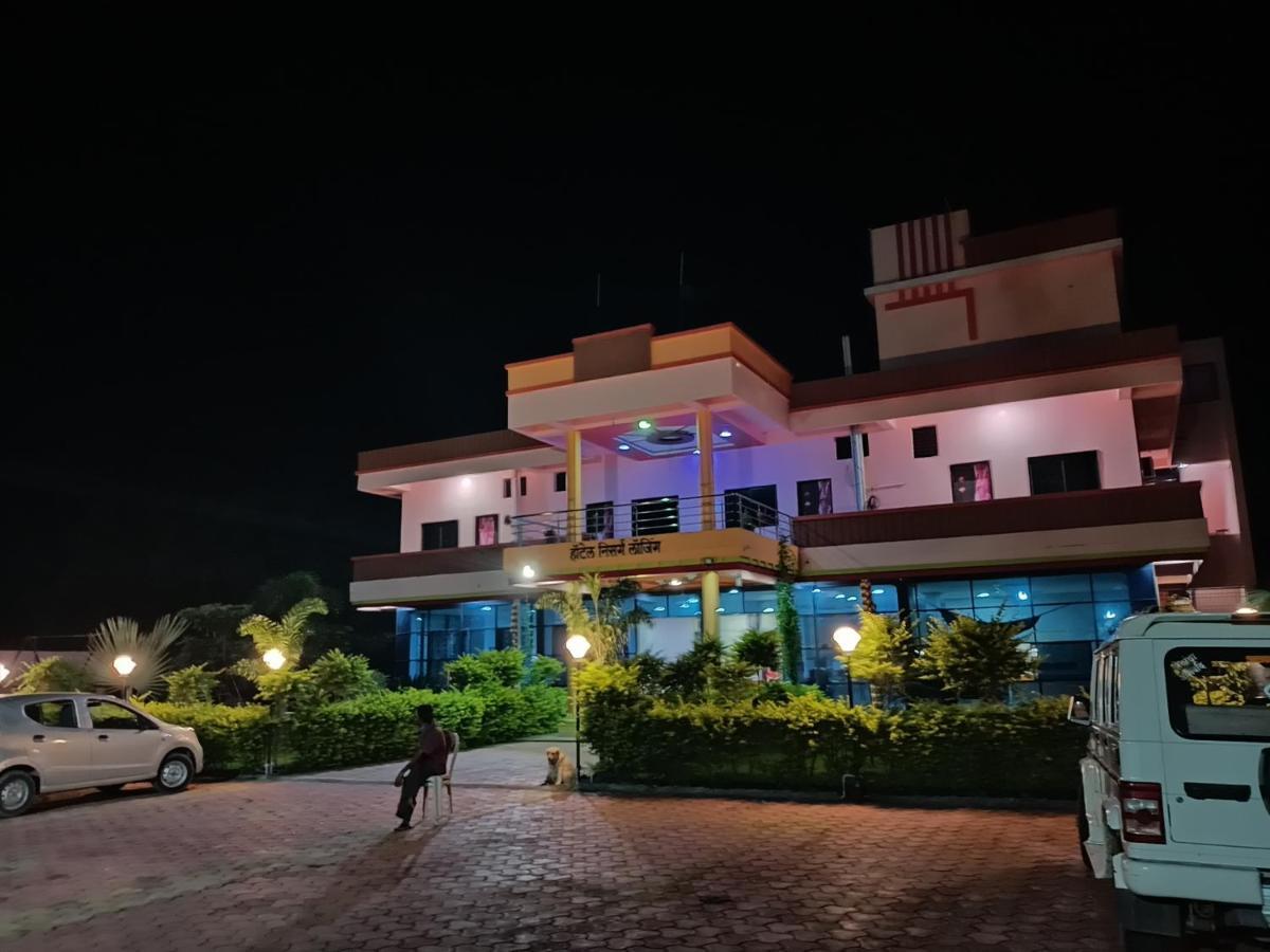 Hotel Nisarg Lodging And Restaurant Aurangabad  Exterior photo