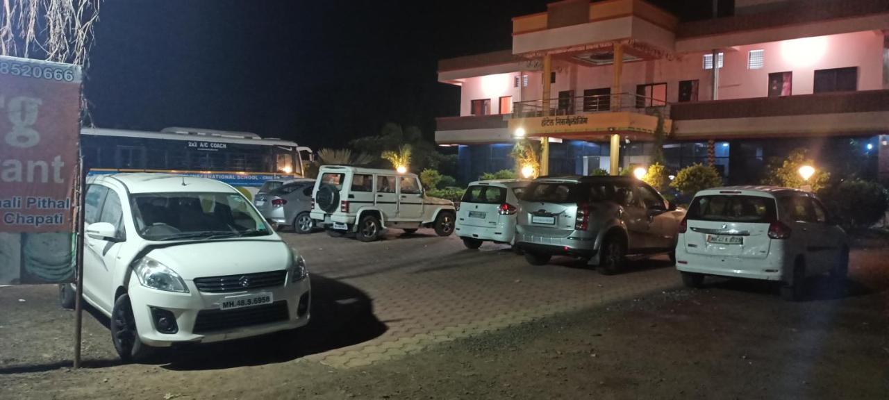 Hotel Nisarg Lodging And Restaurant Aurangabad  Exterior photo