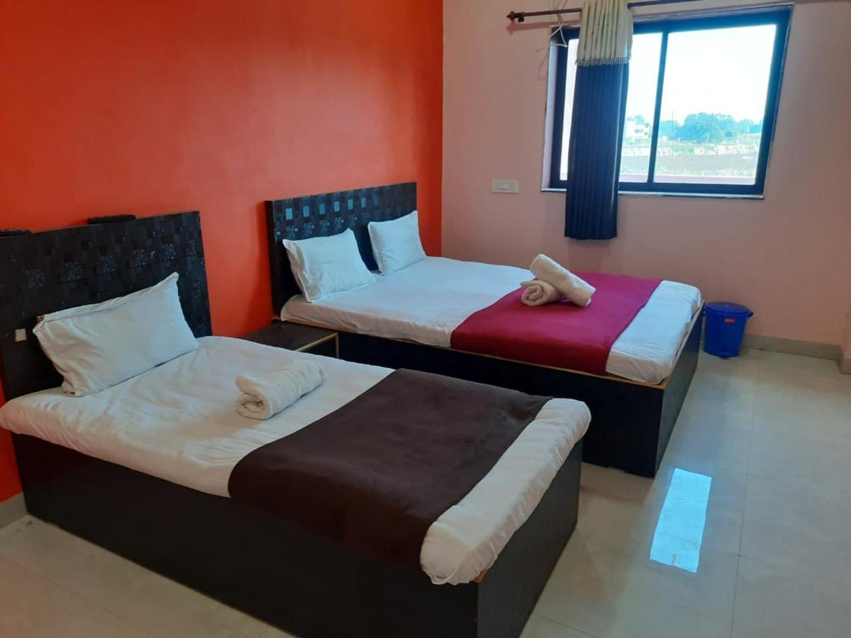 Hotel Nisarg Lodging And Restaurant Aurangabad  Exterior photo